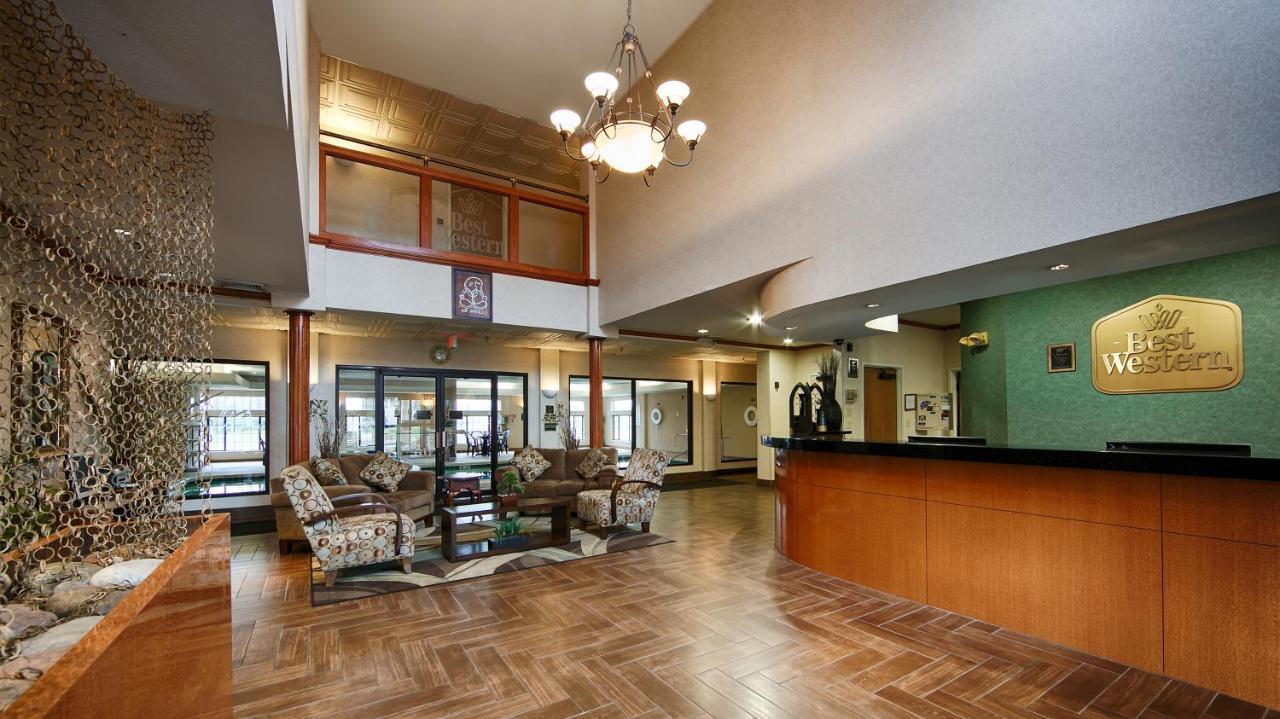 Inn & Suites Merrillville Exteriör bild