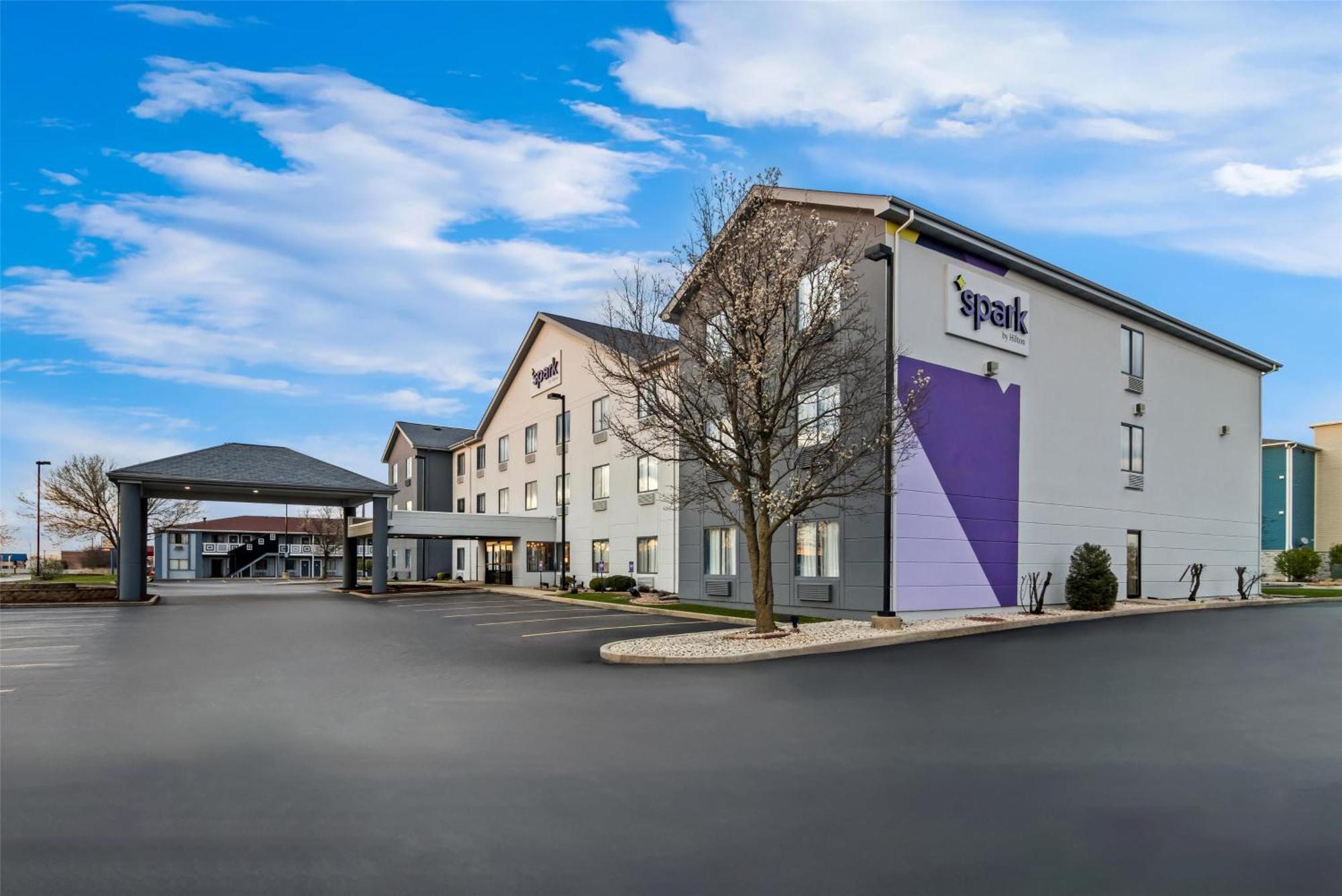 Inn & Suites Merrillville Exteriör bild